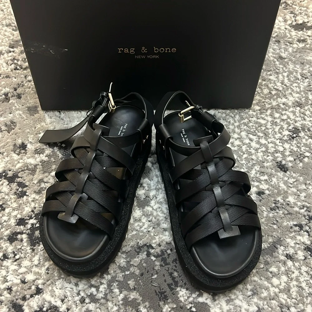 rag & bone
Black Park Sandals - Picture 1 of 9